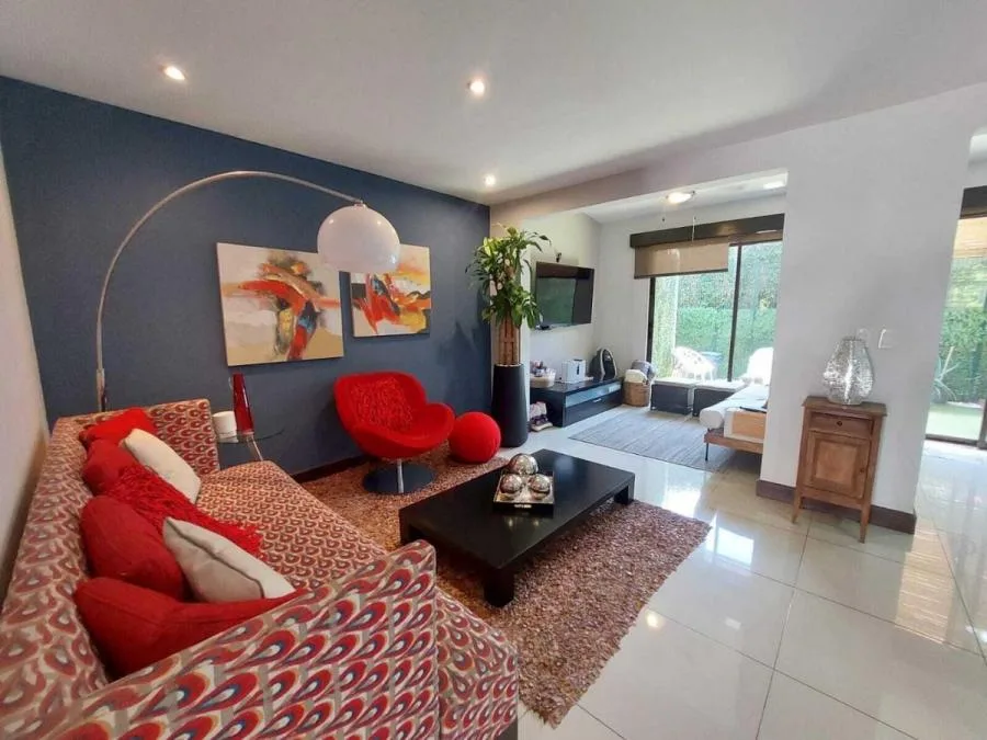 Vendo Casa en Brasil de Santa Ana en Condominio MGA - Venta en Santa Ana