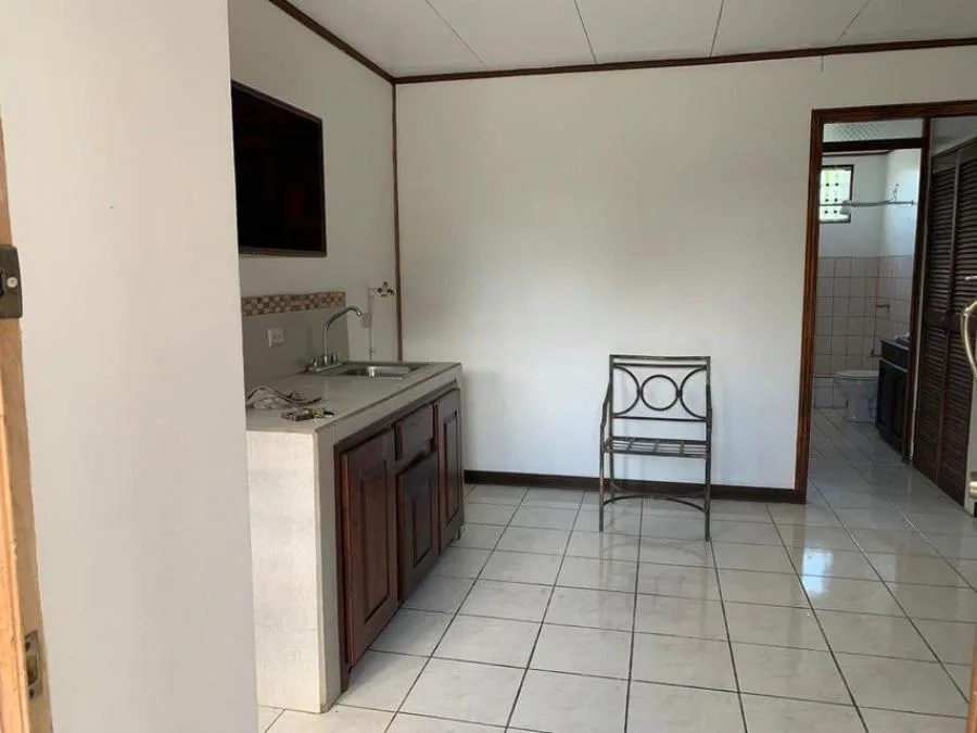 Alquiler de Apartamento Tipo Estudio en Uruca, Santa Ana. RAH 25-571 - Alquiler / Renta en Uruca — photo 2
