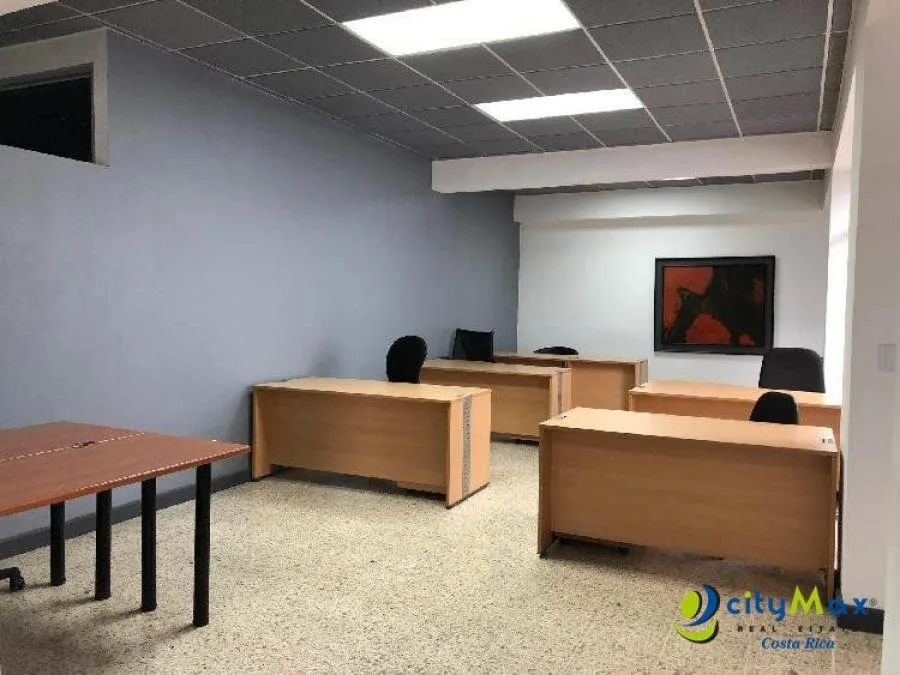 En Alquile Oficina Cerca Del Centro Comercial El Pueblo; Idi: 101051 - Alquiler / Renta en San Francisco
