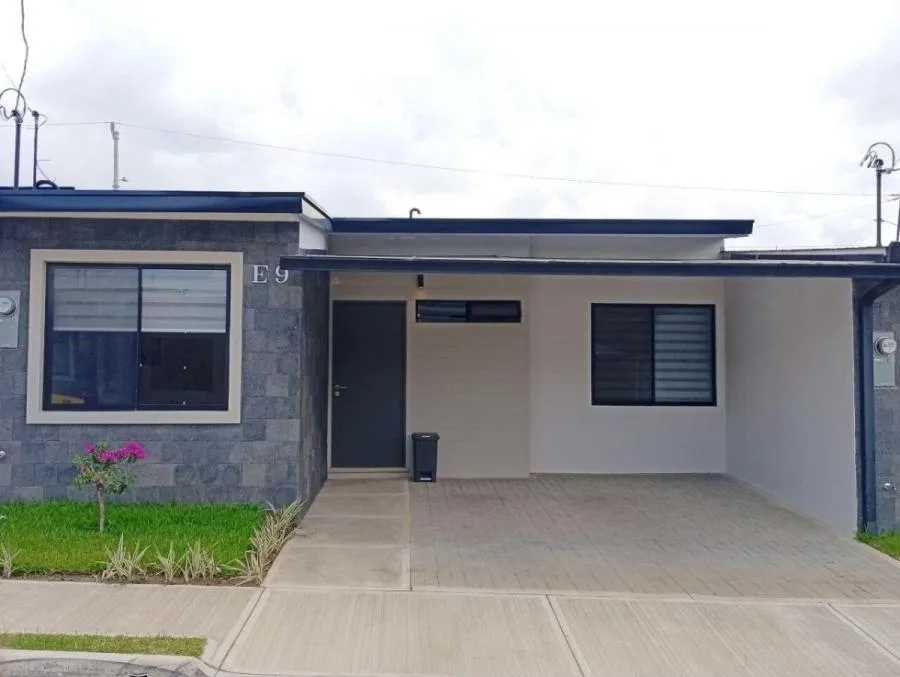 Venta de casa en condominio en Lindora, Santa Ana. RAH 26-430  - Venta en Santa Ana