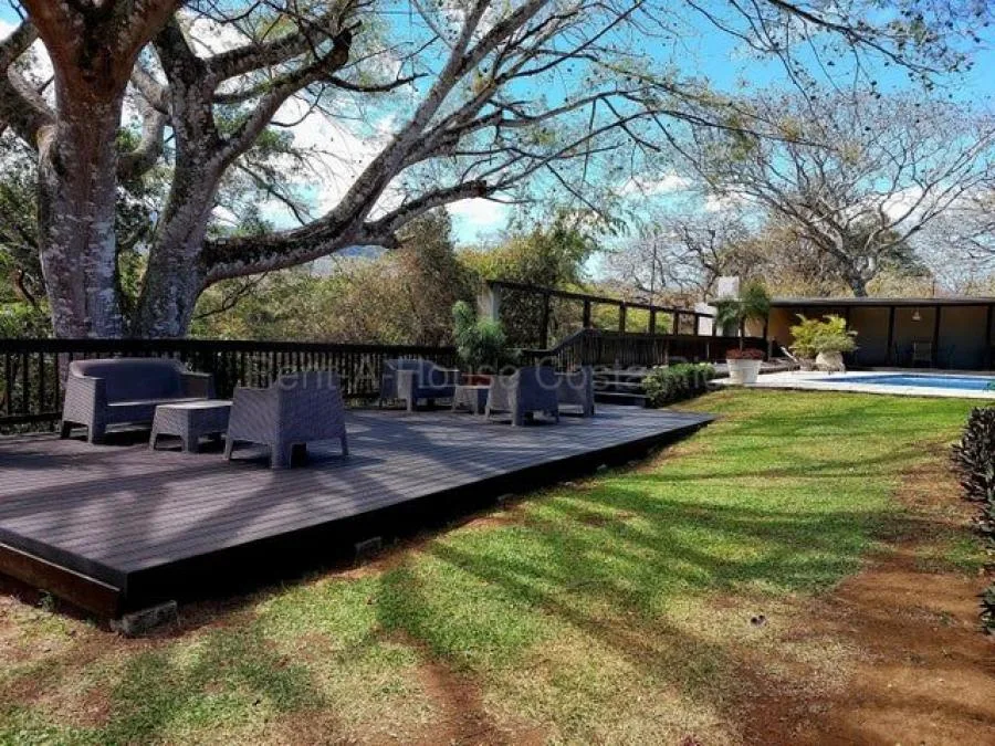 Hermosa Casa en Venta Pozos Santa Ana - Venta en Santa Ana