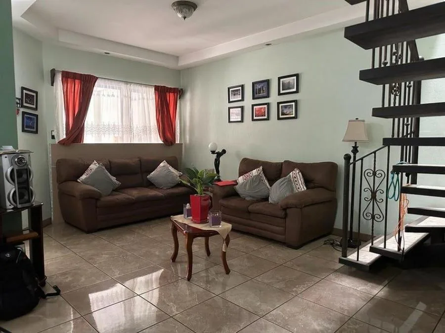 Venta de Casa en San Antonio, Alajuela. RAH 25-639 - Venta en San Antonio