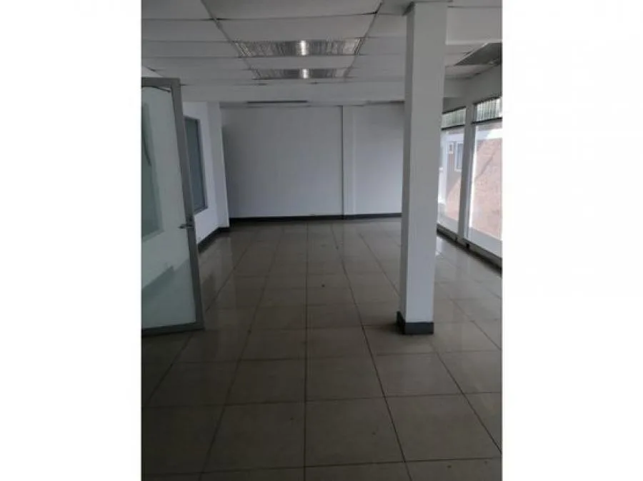 ALQUILER DE OFICINA, SAN JOSE, CENTRO COMERCIAL,SABANA SUR. - Alquiler / Renta en San José — photo 3
