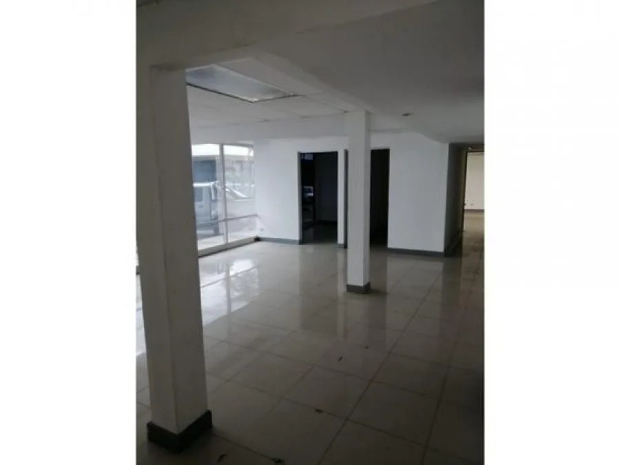 ALQUILER DE OFICINA, SAN JOSE, CENTRO COMERCIAL,SABANA SUR. - Alquiler / Renta en San José — photo 5