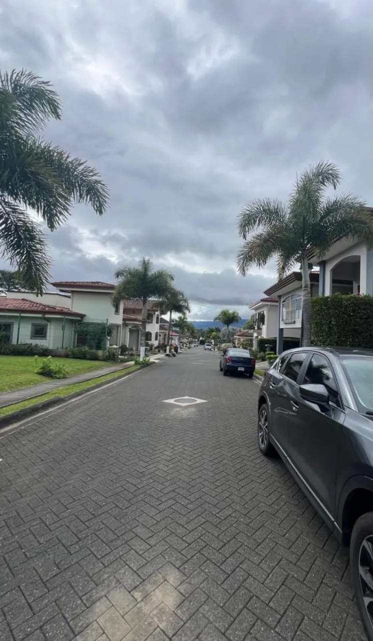 Venta de casa en condominio Terranostra, Santo Tomás de Santo Domingo $295,000 #JM32 - Venta en Santo Domingo — photo 5