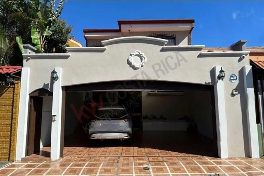 Venta de casa en Saint Clare, Moravia US$ 210.000 #5026 - Venta en Moravia