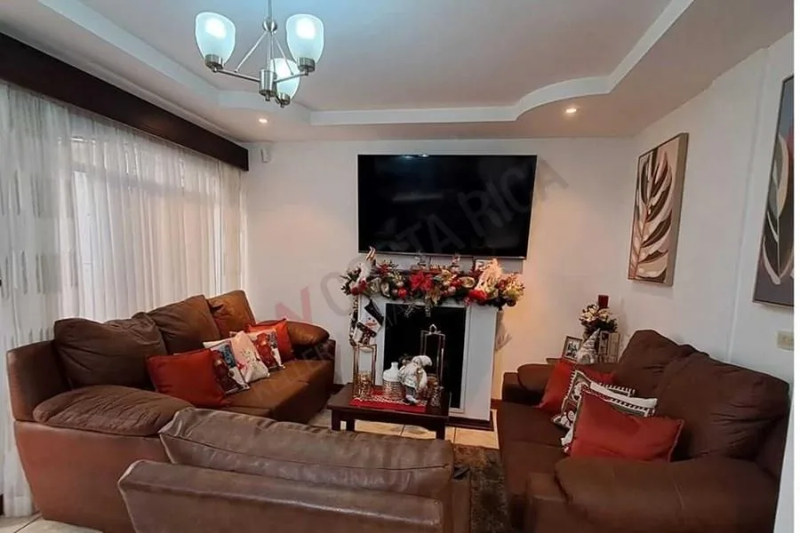 Venta de casa en Saint Clare, Moravia US$ 210.000 #5026 - Venta en Moravia — photo 2