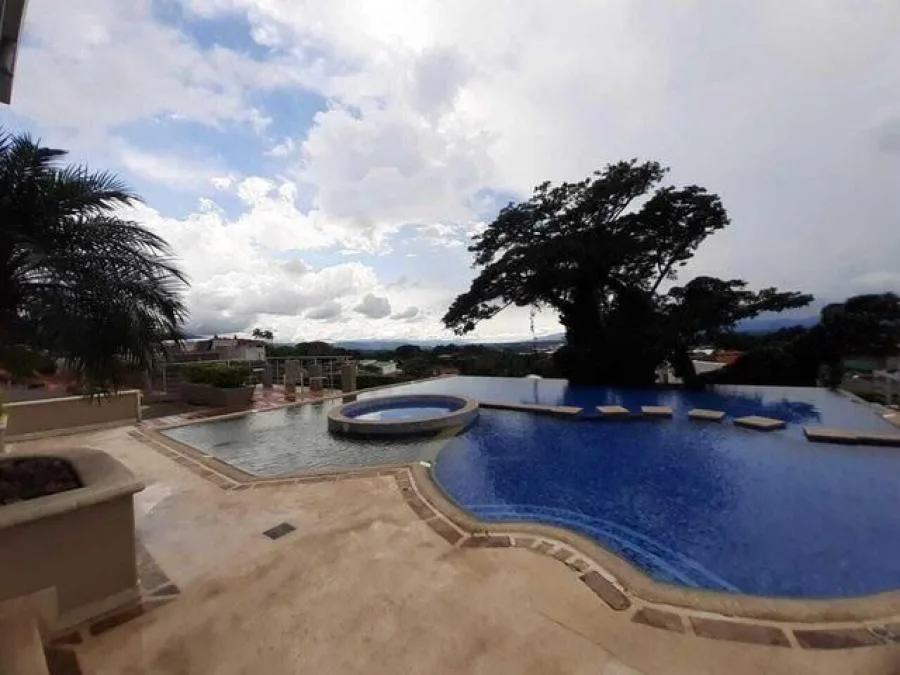 Venta de Apartamento en Pozos, Santa Ana. - Venta en Santa Ana