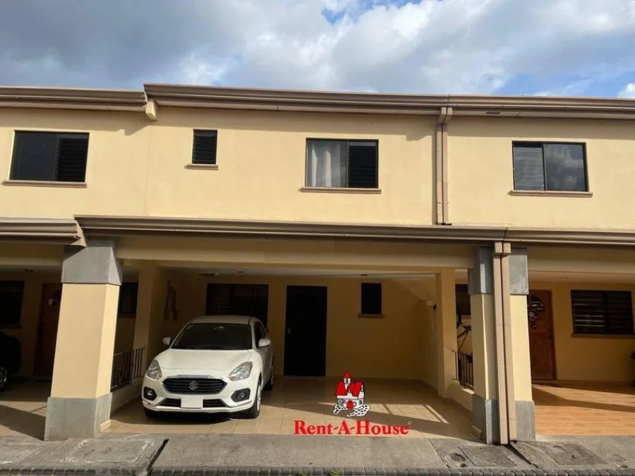 Local comercial en venta de 3 niveles con alta exposición en Desamparados #26-922 GS - Venta en Desamparados
