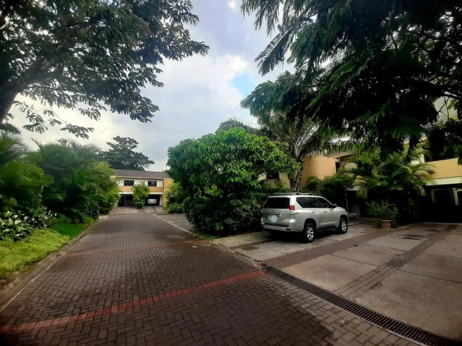venta de casa en san jose escazu - Venta en Escazú