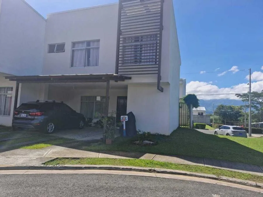 Venta de casa en condominio en San Pablo de Heredia #4215 - Venta en San Pablo
