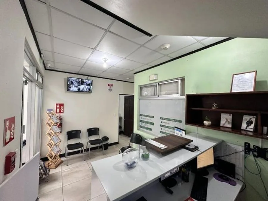 MLS-26-172 LS VENTA EDIFICIO COMERCIAL OCCIDENTAL CARTAGO - Venta en Occidental