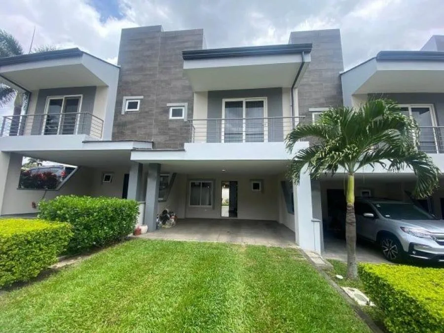 Alquiler de casa en condominio Río Palma Escazú - Alquiler / Renta en Escazú