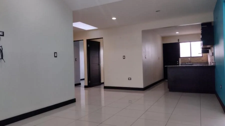 Venta de Casa en Goicoechea-San José. RAH 26-679 - Venta en Goicoechea — photo 2