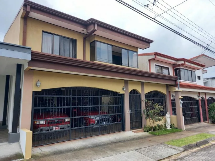 Casa en venta en Desamparados, Alajuela. RAH 23-579 - Venta en Desamparados