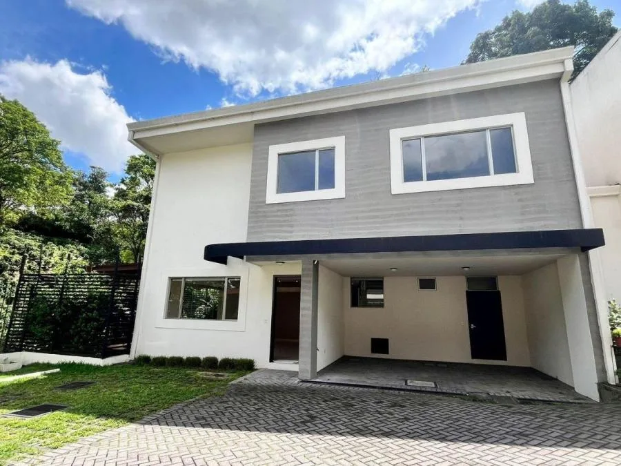 Venta de Casa en Pinares de Curridabat MGA - Venta en Curridabat