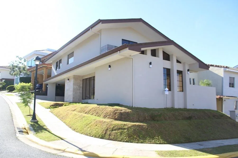 CityMax Vende Casa en Condominio Ulloa Heredia - Venta en Heredia
