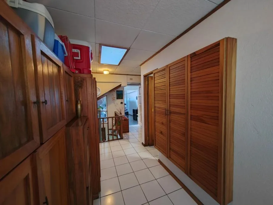 Venta de Casa en Montes de Oca, San José. RAH 25-1648 - Venta en Montes de Oca — photo 4