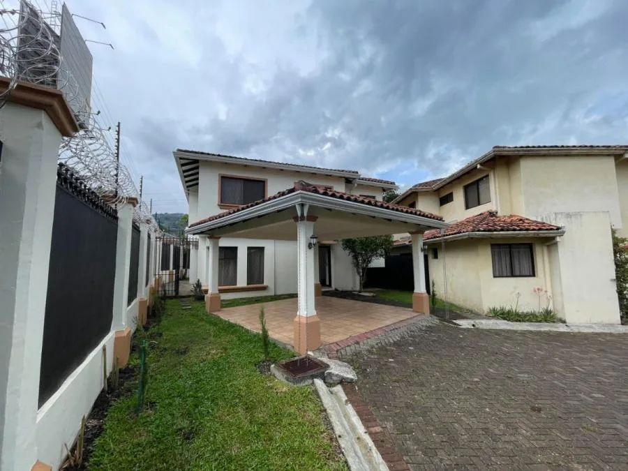Casa en alquiler en Escazu, San José. RAH 23-3372 - Venta en Escazú