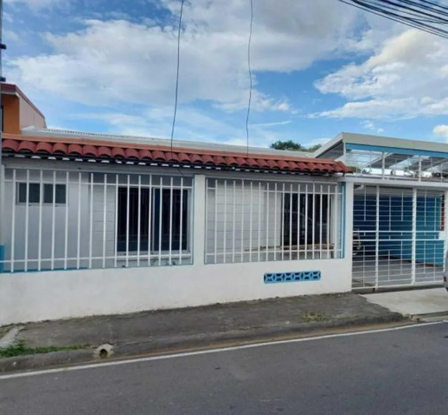 Alquiler de Casa en Escazú, San José. - Alquiler / Renta en Escazú