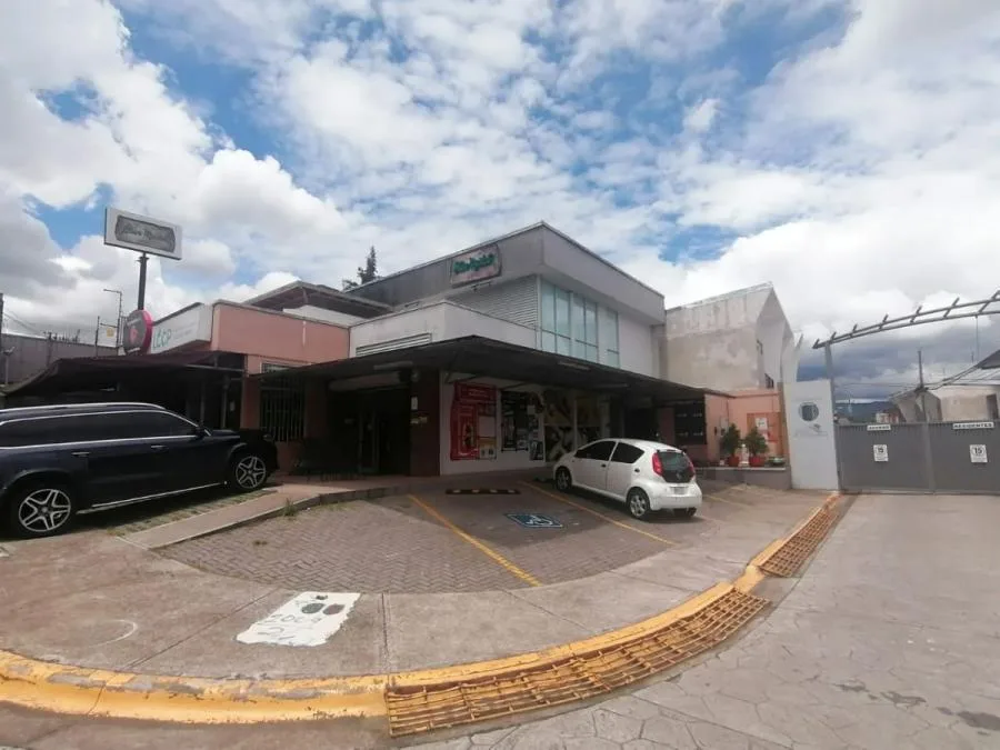 Local Comercial esquinero en alquiler en Concepción, Tres Rios RAH 232190 - Alquiler / Renta en La Unión