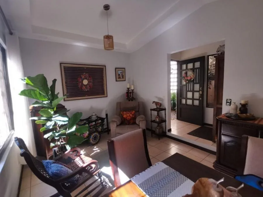 Venta de Casa en Barva, Heredia. RAH 23-1607 - Venta en Barva