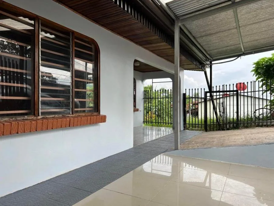 Venta de Casa en Atenas, Alajuela. RAH 25-4 - Venta en Atenas