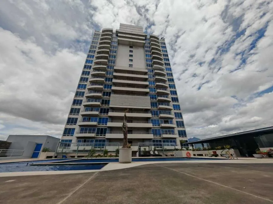 Venta de apartamento en 23 en Torres de Paseo Colón, San José US$ 215,000 #UK5614 - Venta en San José
