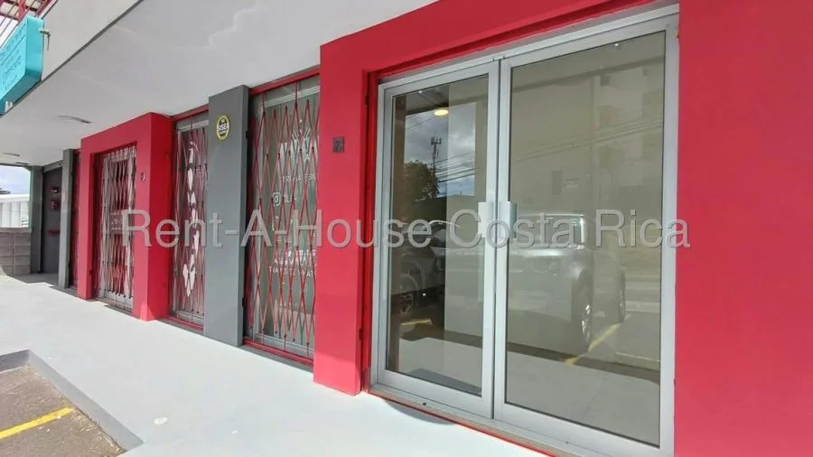 Alquiler de Local Comercial en Granadilla de Curridabat. RAH 26-1423 PRECIO REBAJADO - Alquiler / Renta en Curridabat