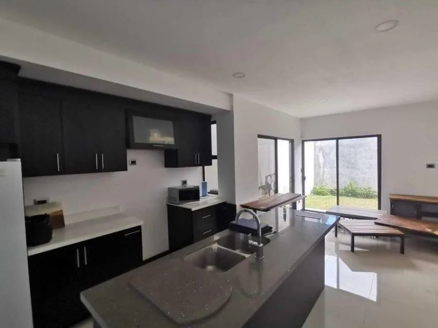 Se vende casa en Calle Los Sanabria, Moravia, San José (DJ  23-1583) - Venta en Moravia, photo 4
