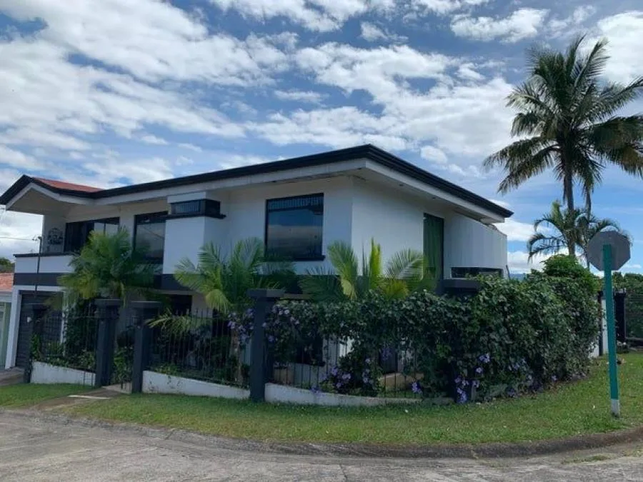Venta de Casa en San Isidro de Alajuela. RAH 26-1597 PRECIO REBAJADO - Venta en Alajuela
