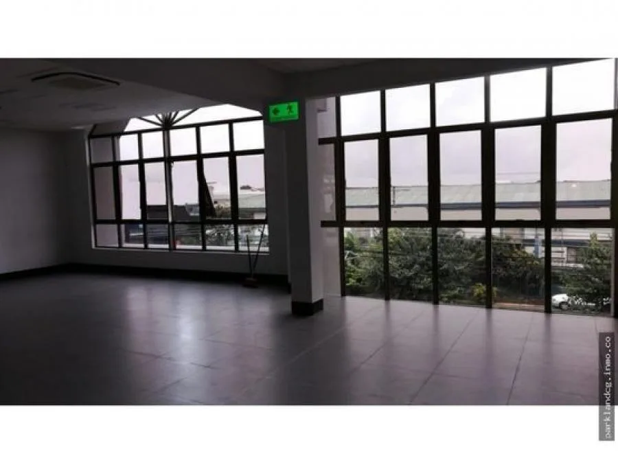 Edificio-Oficinas en  alquiler en San José, en Sabana. PCO516434 - Alquiler / Renta en San José — photo 4