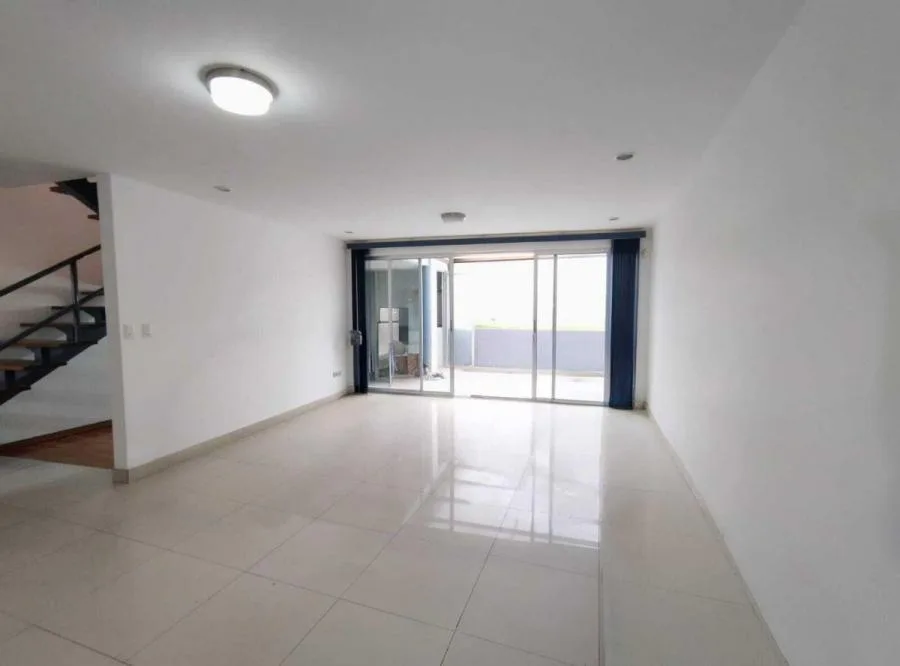 Venta de Practica Casa en San Rafael de Montes de Oca / Mls. 26-1289 OFC JB - Venta en Montes de Oca — photo 2