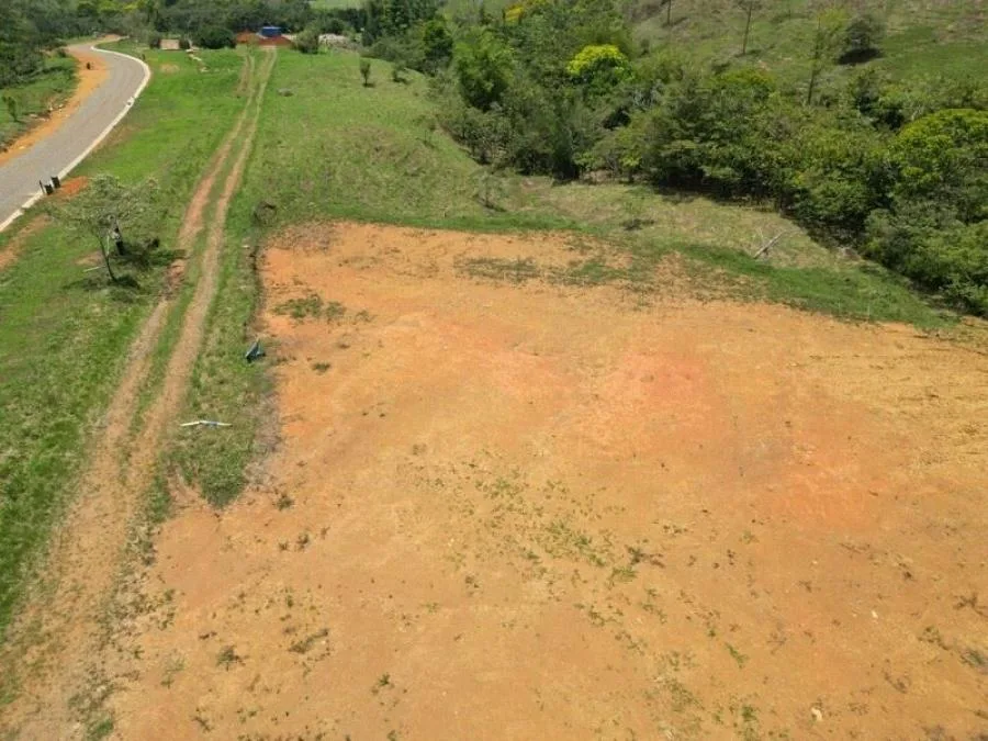 HERMOSO LOTE(1.36ACRES) EN EL CORAZÓN DE RISE,SANTA ELENA,PZ - Venta en Perez Zeledón — photo 5