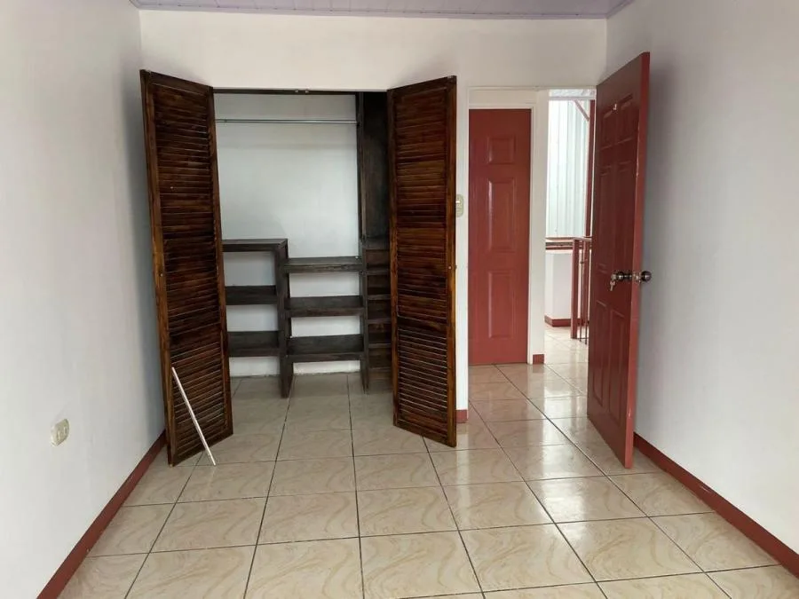 Casa en Venta en Goicoechea, San José. RAH 23-1730 - Venta en Goicoechea — photo 4