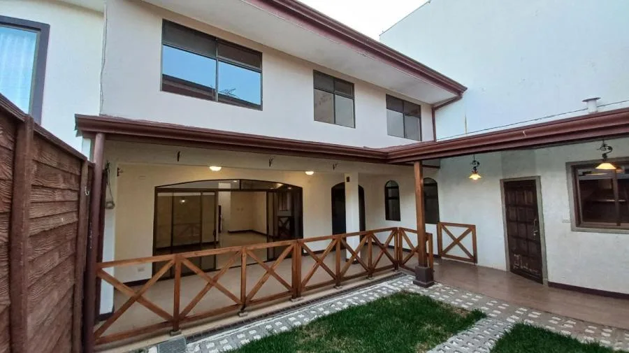 Venta de Casa en Tres Rios en residencial MGA - Venta en Tres Ríos