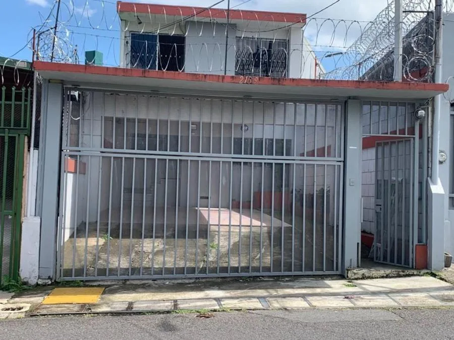 Venta de Casa en Catedral, San José. RAH 26-731 - Venta en Catedral
