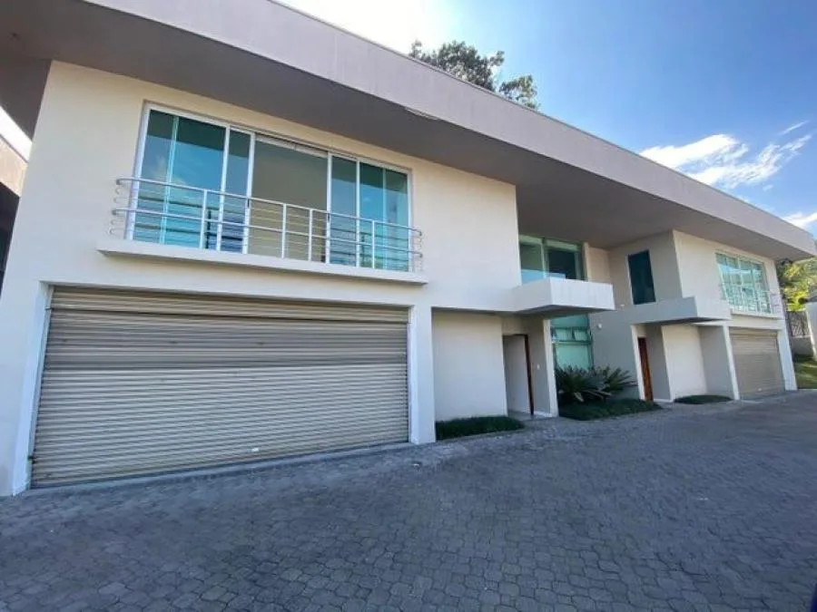 Venta de Condominio en Escazú, San José. - Venta en Escazú