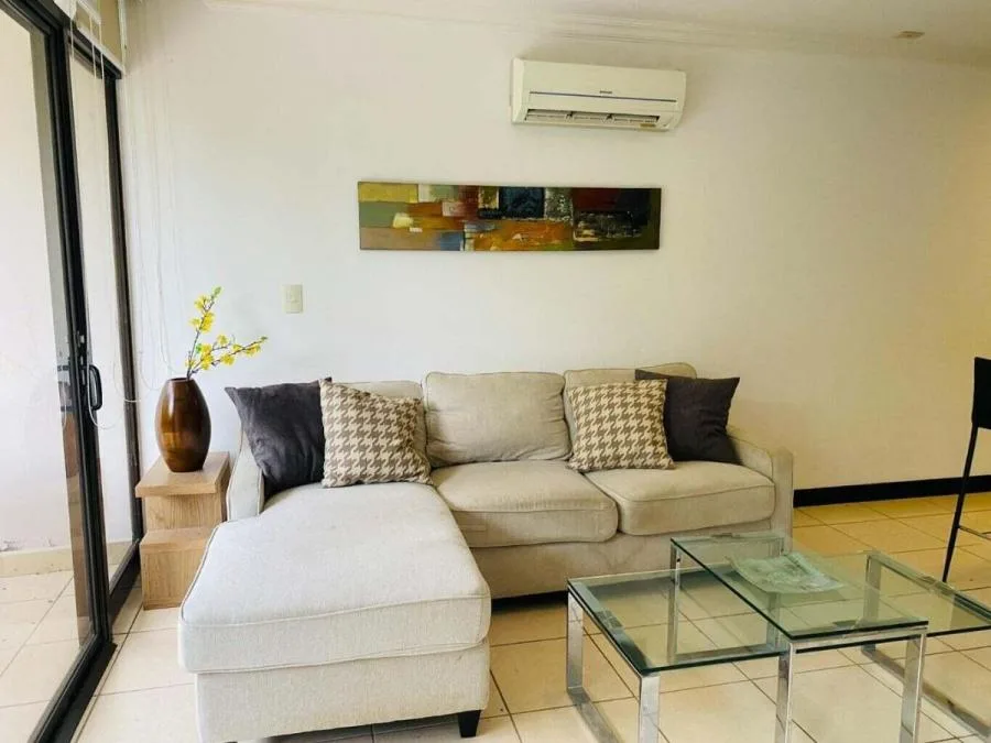 Alquiler de Apartamento en Santa Ana, San José. MLS 25-1574 (JA) - Alquiler / Renta en Santa Ana