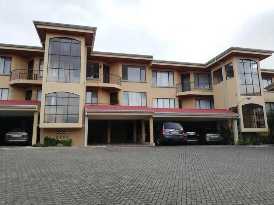 Apartamento en Venta en Moravia RAH #221922 - Venta en Moravia