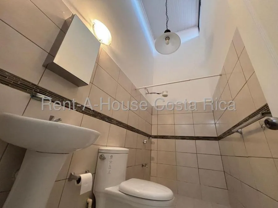 Venta de hermoso apartamento ubicada en San Juan de  tibas 26-1460 - Venta en Tibás — photo 2