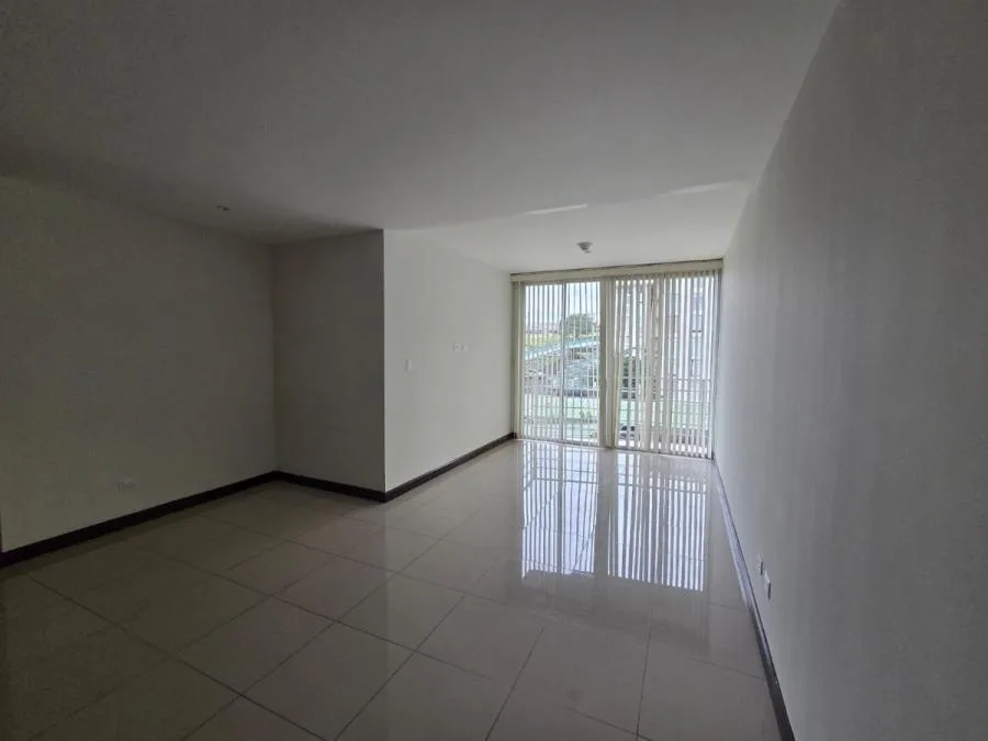 VENTA DE APARTAMENTO CONDOMINIO TORRES SAN MARINO HEREDIA - Venta en Ulloa