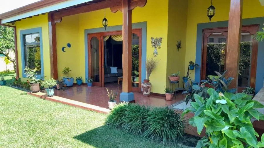 Venta de Casa en San Rafael de Coronado / OFC Mls. 25-1328 - Venta en Vasquez de Coronado — photo 4