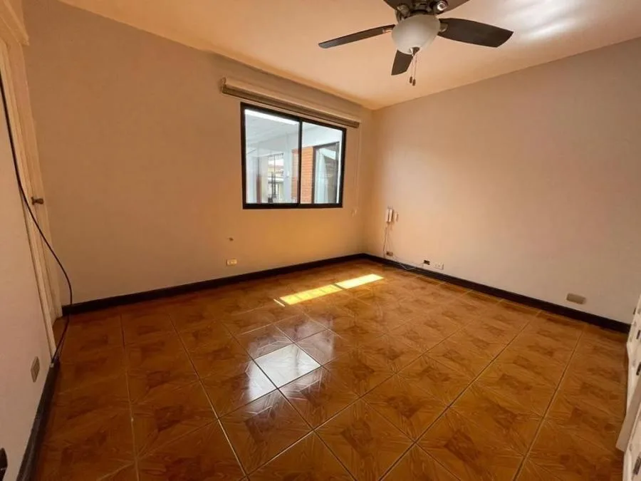 Casa de un Nivel en Venta ubicada en Goicoechea, Guadalupe - Venta en Goicoechea — photo 2