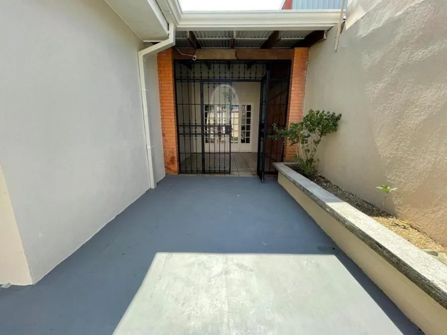 Casa de un Nivel en Venta ubicada en Goicoechea, Guadalupe - Venta en Goicoechea — photo 3
