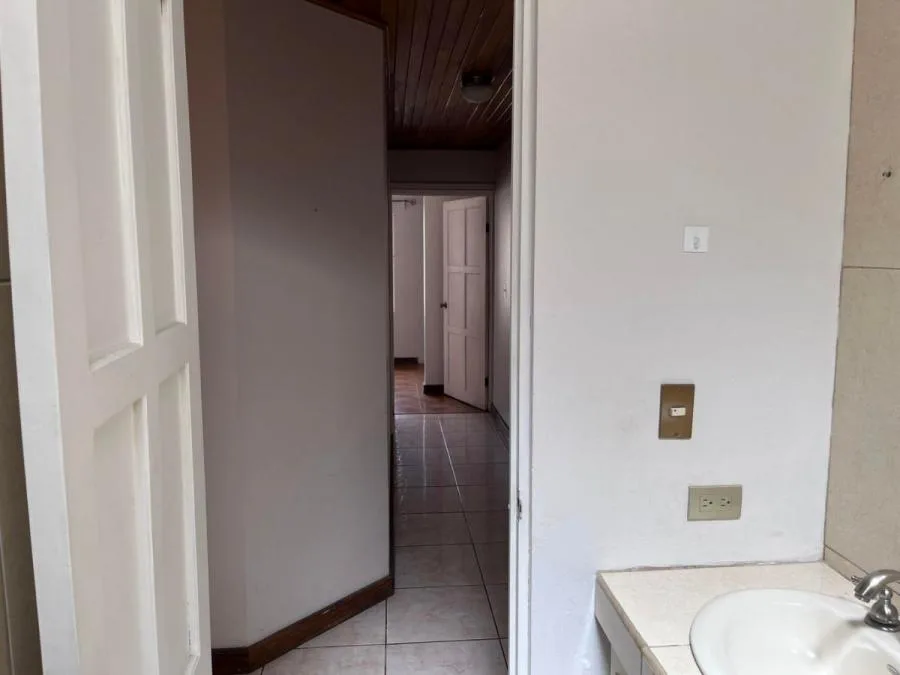 Casa de un Nivel en Venta ubicada en Goicoechea, Guadalupe - Venta en Goicoechea — photo 5
