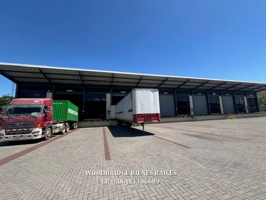 Alajuela bodega industrial en alquiler Ciruelas 2.496 metros - Alquiler / Renta en Alajuela