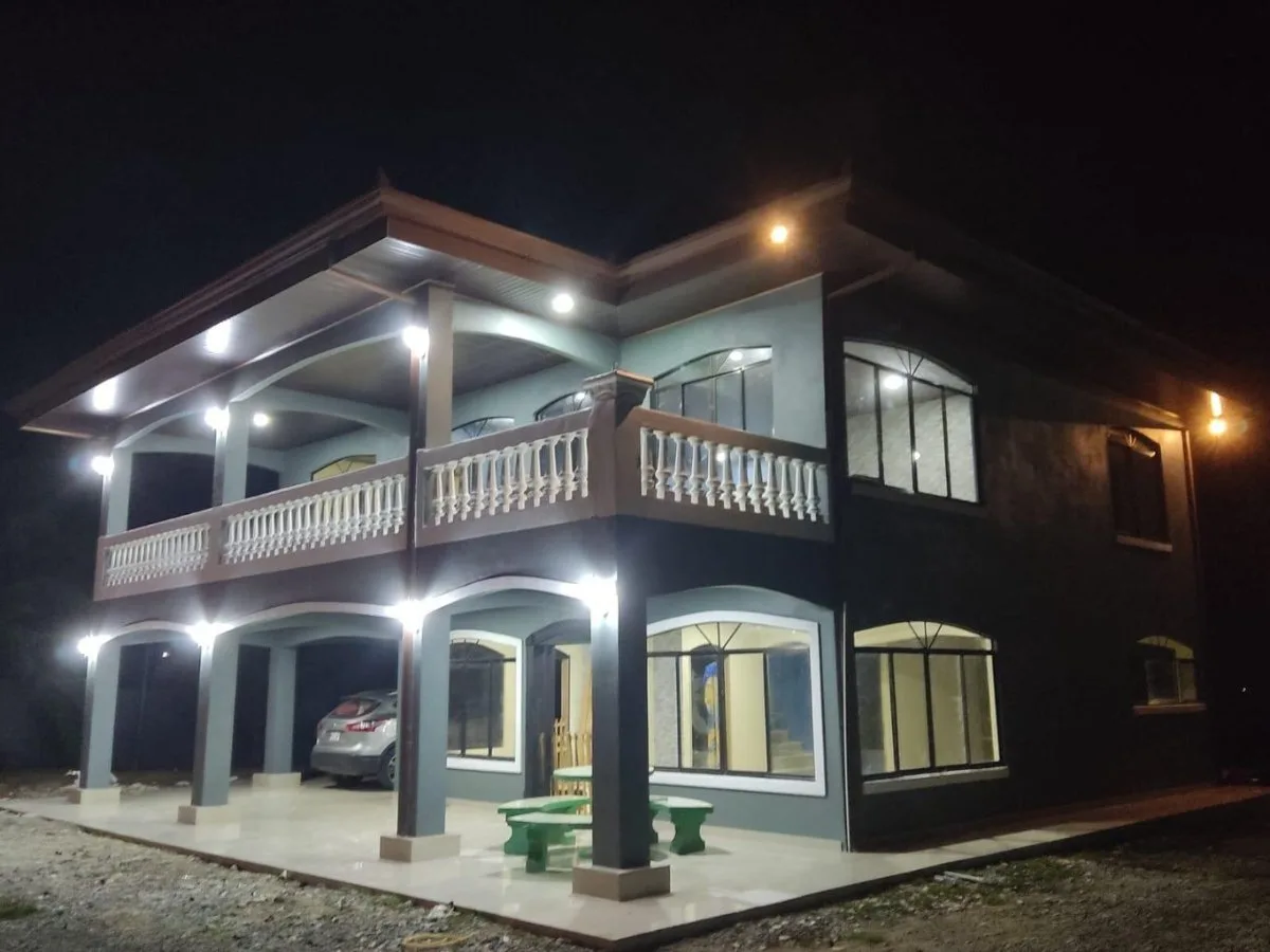 Casa en venta con lote de 4.300 m² y vista panorámica ideal para inversión #26-1907 GS - Venta en Buenos Aires