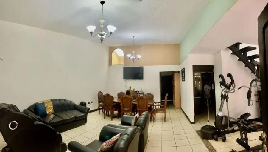 En Venta Hermosa Casa En San Pedro Barva Heredia; Idi: 134068 - Venta en San Pedro