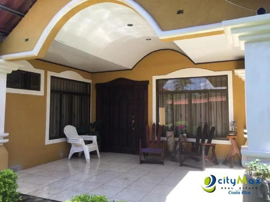 Se Vende Casa De 760m2 De Terreno  Ubicada En Esparza.; Idi: 99282 - Venta en Espiritu Santo